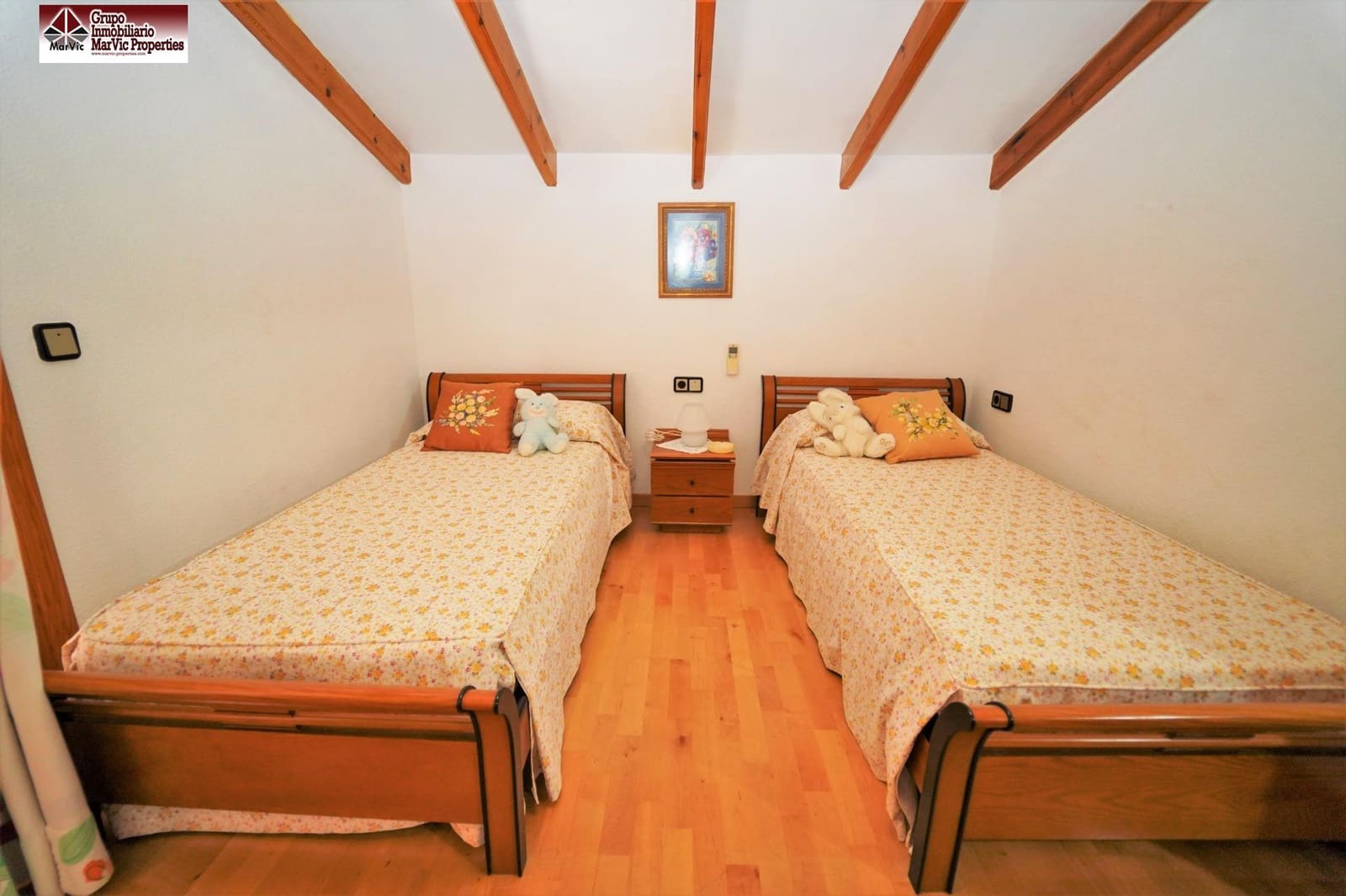 7 bedroom Villa for sale in Benidorm with pool garage - € 875,000 (Ref: 8537530)