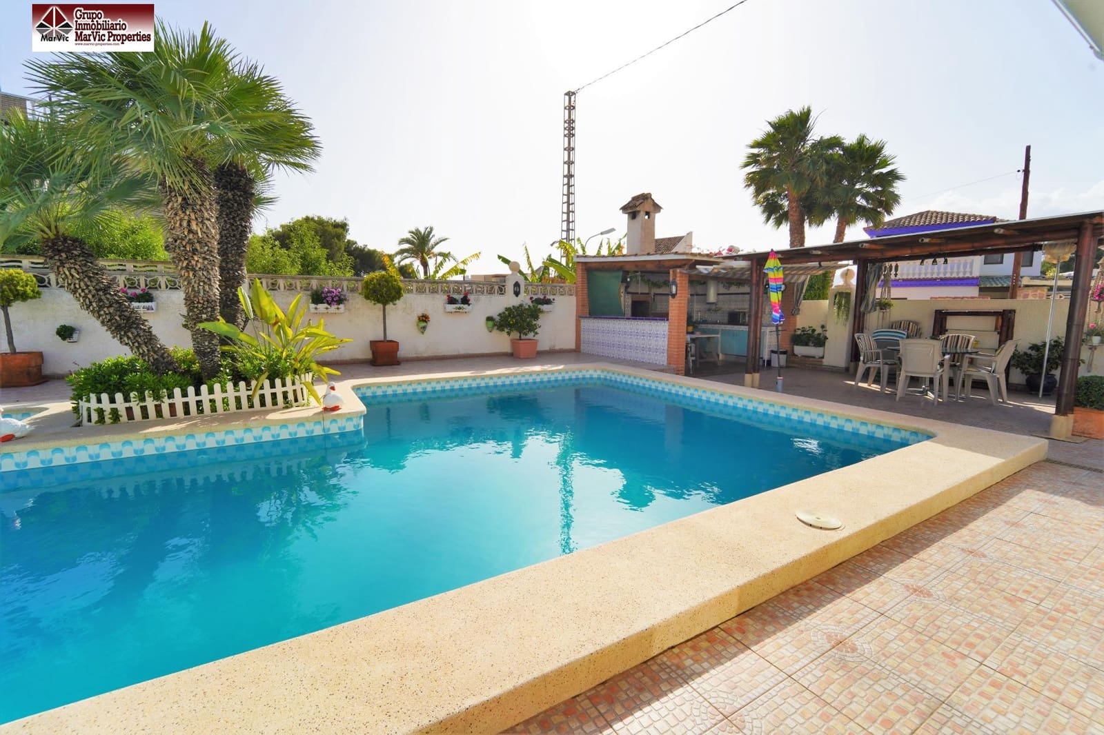 7 bedroom Villa for sale in Benidorm with pool garage - € 875,000 (Ref: 8537530)