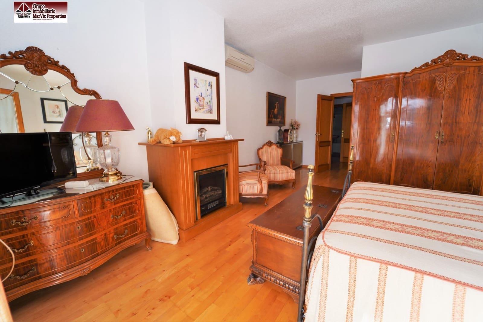 7 bedroom Villa for sale in Benidorm with pool garage - € 875,000 (Ref: 8537530)