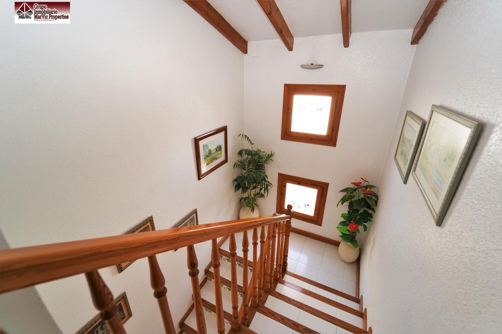 7 bedroom Villa for sale in Benidorm with pool garage - € 875,000 (Ref: 8537530)