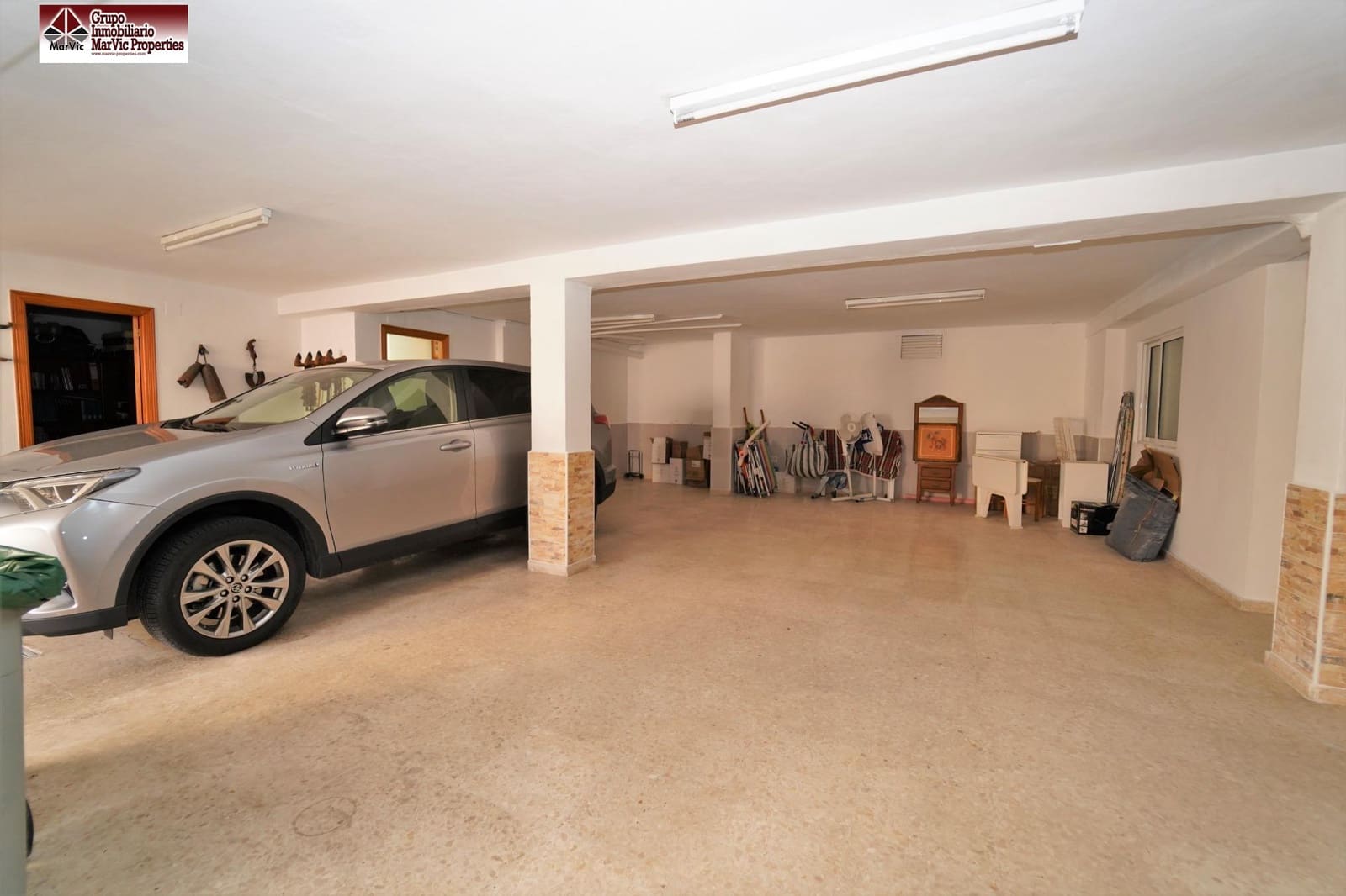 7 bedroom Villa for sale in Benidorm with pool garage - € 875,000 (Ref: 8537530)