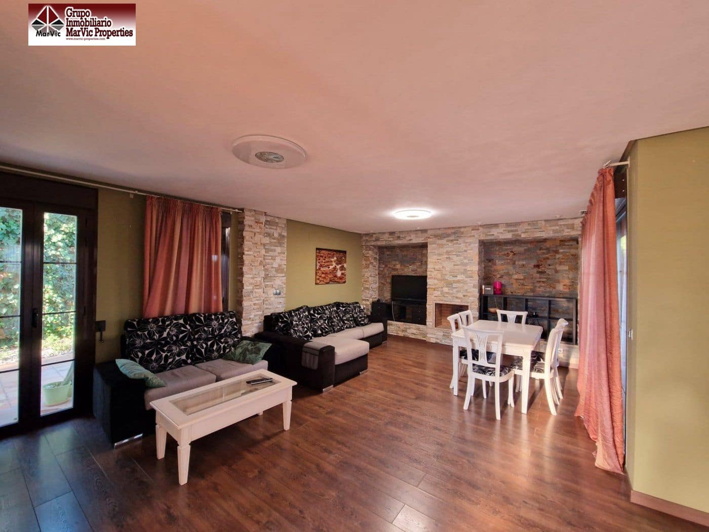 3 bedroom Villa for sale in Finestrat with pool garage - € 785,000 (Ref: 8542405)