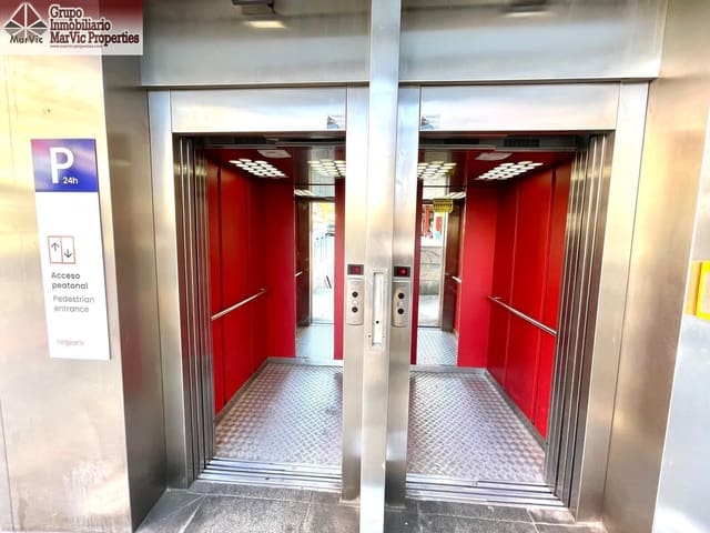 Garagem para venda em Poniente, Benidorm - 28 000 € (Ref: 8549578)