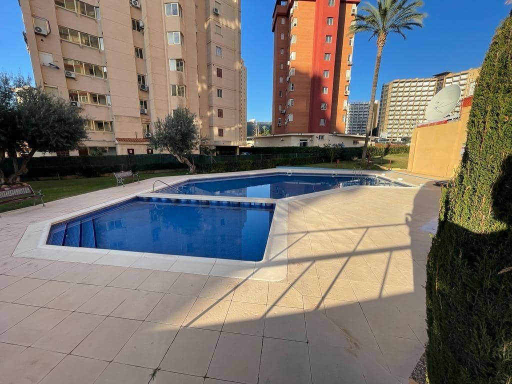2 chambre Appartement à vendre à Benidorm avec piscine - 315 000 € (Ref: 8552109)
