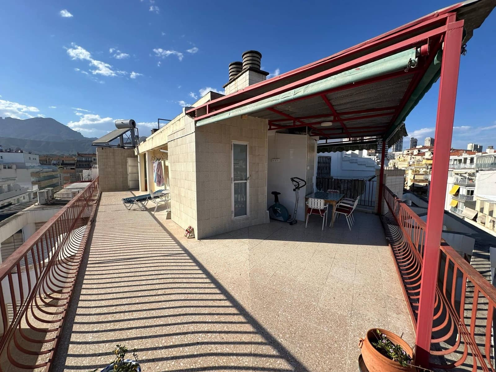 4 soveværelse Penthouse til salg i Benidorm med garage - € 319.000 (Ref: 8552110)