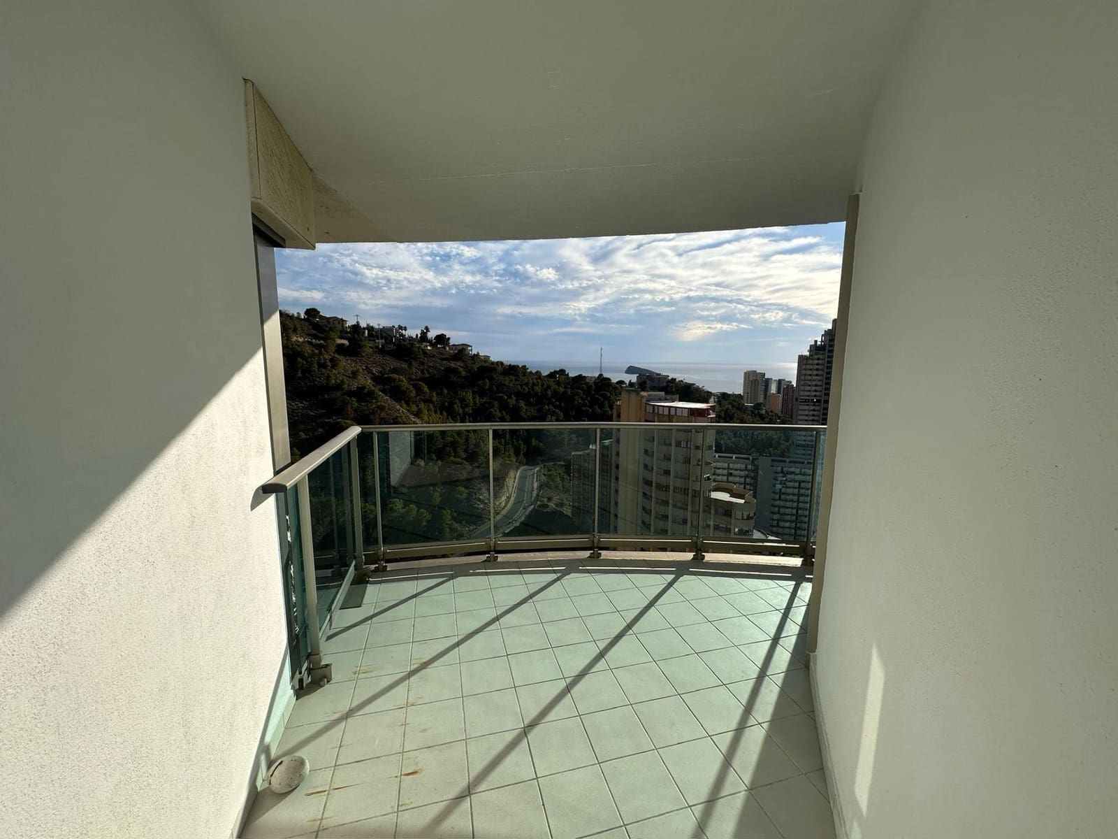 1 soveværelse Lejlighed til salg i Benidorm med swimmingpool garage - € 255.000 (Ref: 8580123)