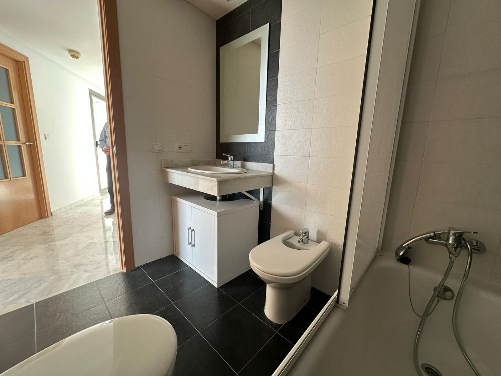 1 soveværelse Lejlighed til salg i Benidorm med swimmingpool garage - € 255.000 (Ref: 8580123)