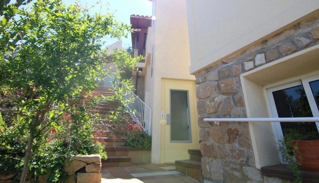 4 soveværelse Villa til salg i Benidorm med swimmingpool garage - € 1.490.000 (Ref: 8580126)