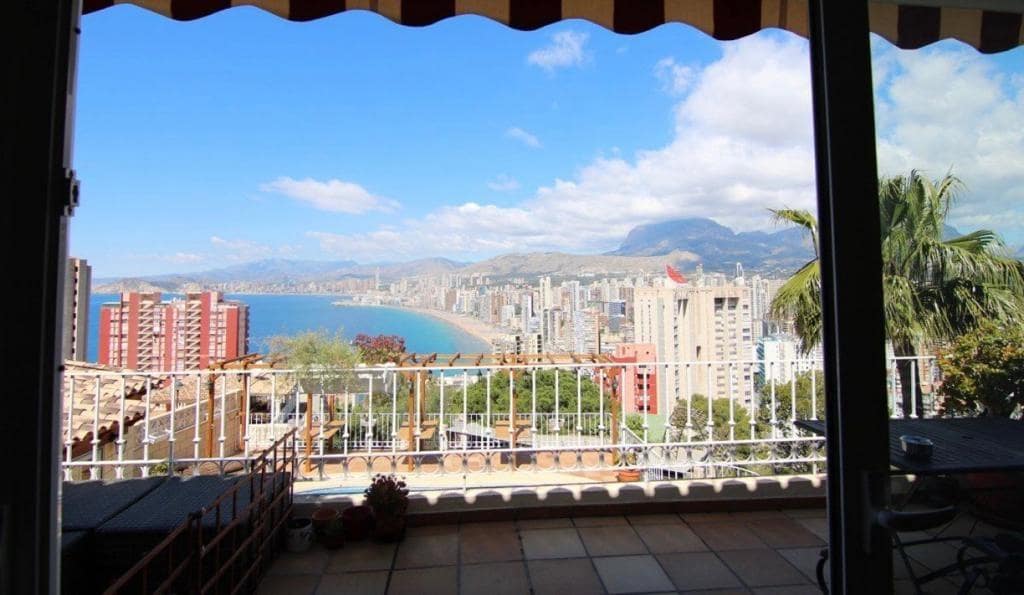 4 soveværelse Villa til salg i Benidorm med swimmingpool garage - € 1.490.000 (Ref: 8580126)