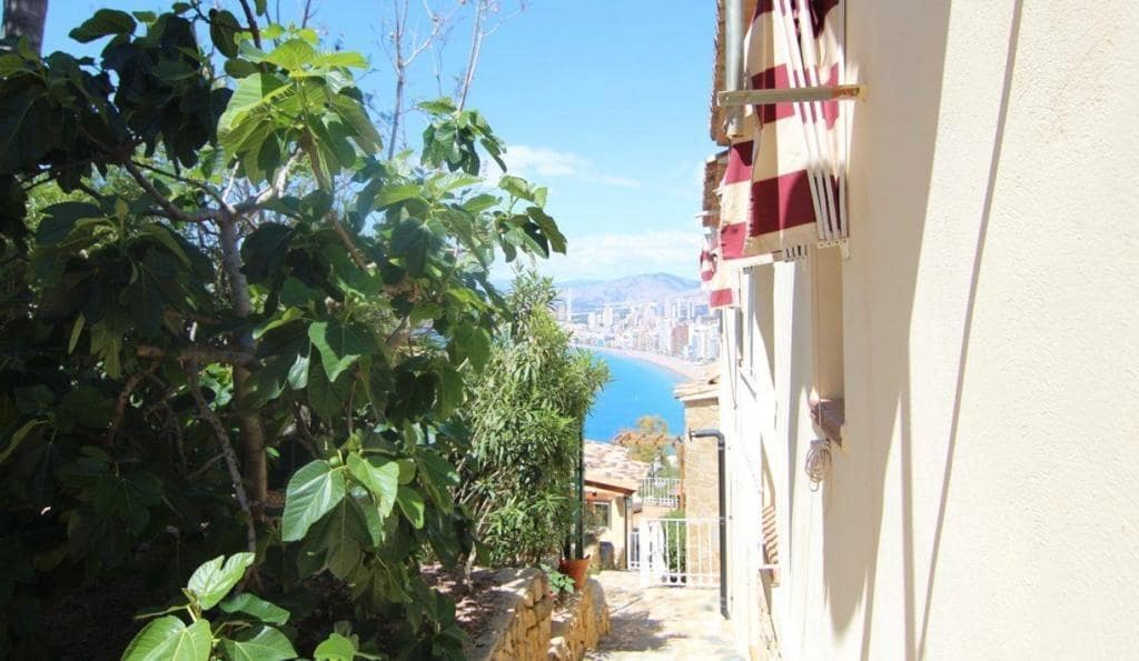 4 soveværelse Villa til salg i Benidorm med swimmingpool garage - € 1.490.000 (Ref: 8580126)