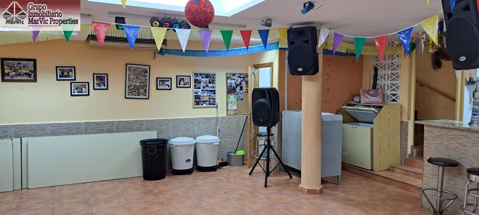 Erhverv til salg i Benidorm - € 110.000 (Ref: 8580128)