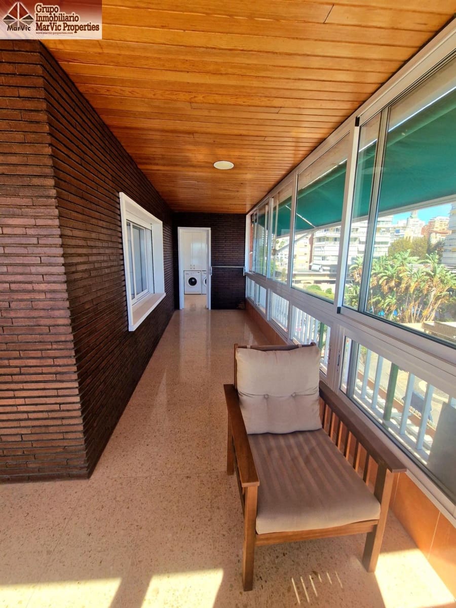 3 bedroom Flat for sale in Benidorm - € 595,000 (Ref: 8591048)