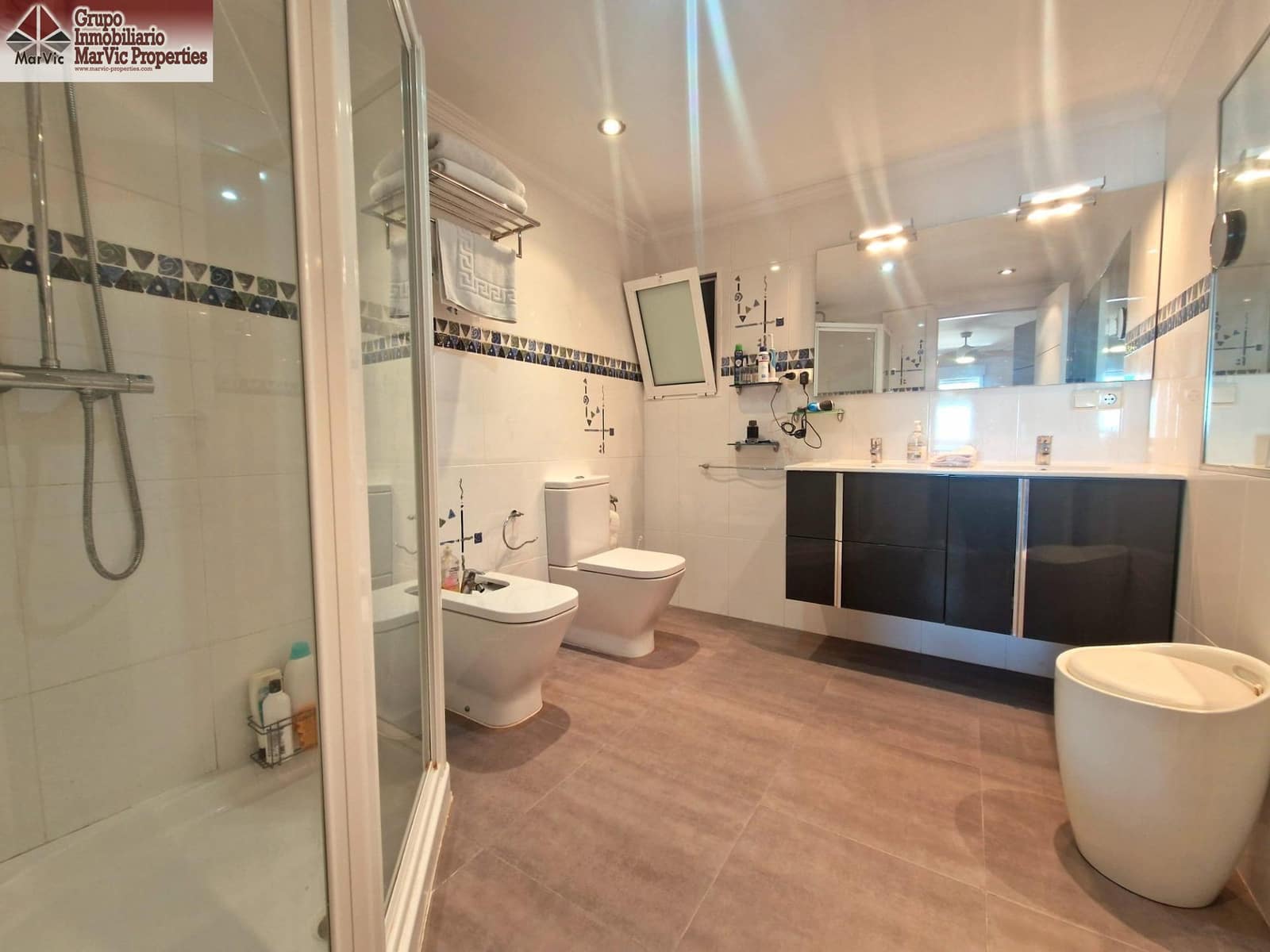 3 bedroom Flat for sale in Benidorm - € 595,000 (Ref: 8591048)