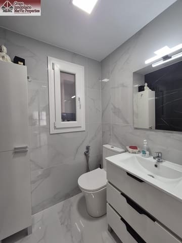 2 Zimmer Wohnung zu verkaufen in Benidorm mit Pool Garage - 390.000 € (Ref: 8601521)