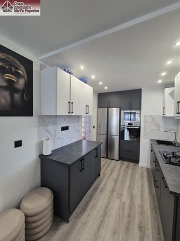 2 Zimmer Wohnung zu verkaufen in Benidorm mit Pool Garage - 390.000 € (Ref: 8601521)