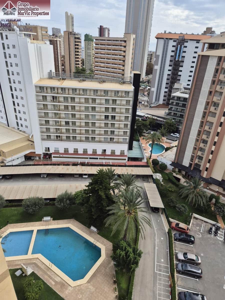 2 bedroom Flat for sale in Benidorm with pool garage - € 390,000 (Ref: 8601521)