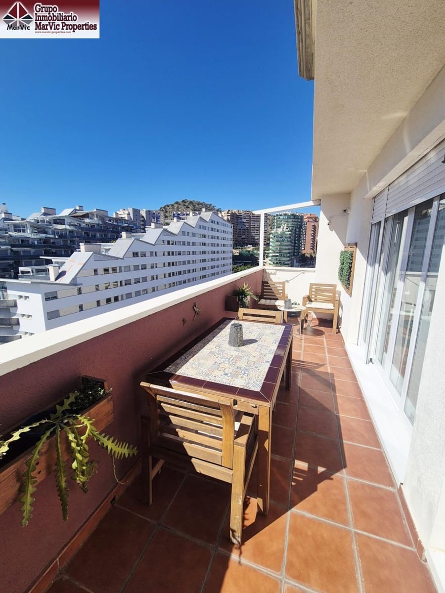 Ático de 3 habitaciones en La Villajoyosa / Vila Joiosa en venta con piscina garaje - 449.000 € (Ref: 8608450)