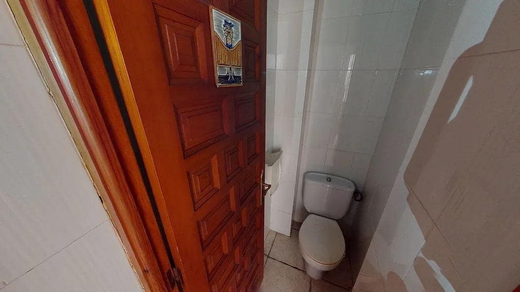 Commercial for sale in Benidorm - € 119,000 (Ref: 8616177)