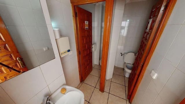 Commercial for sale in Benidorm - € 119,000 (Ref: 8616177)