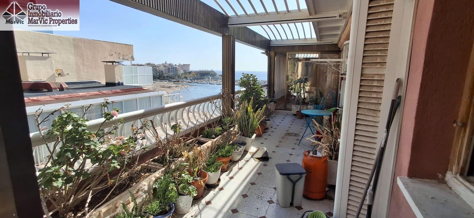 4 makuuhuone Asunto myytävänä paikassa Benidorm mukana 
autotalli - 550 000 € (Ref: 8623675)