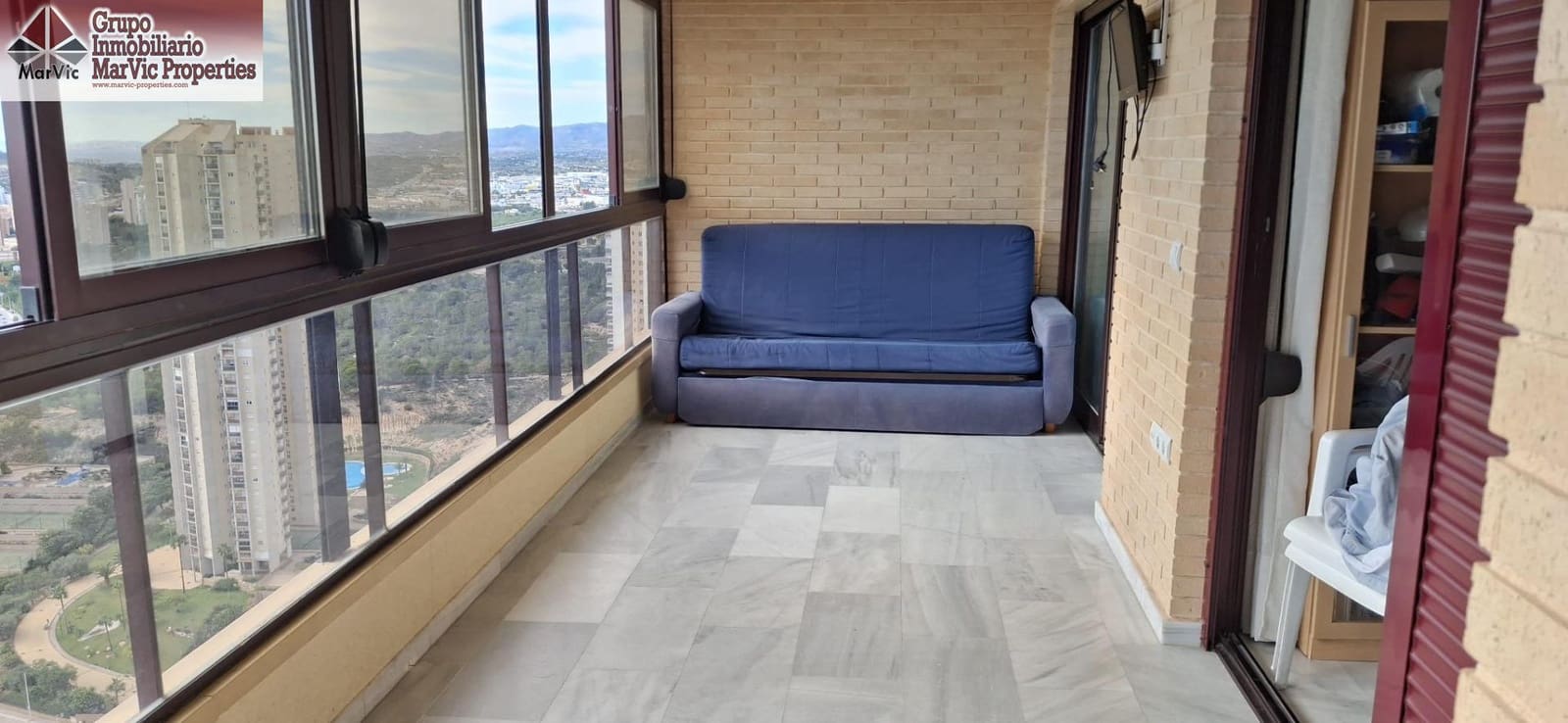 1 sypialnia Apartament na sprzedaż w Benidorm z basenem garażem - 251 895 € (Ref: 8683981)