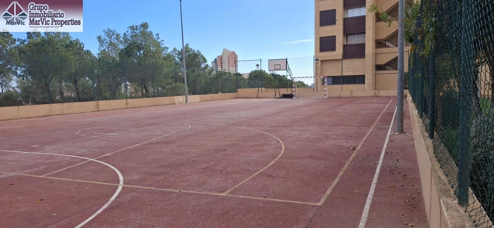 1 sypialnia Apartament na sprzedaż w Benidorm z basenem garażem - 251 895 € (Ref: 8683981)