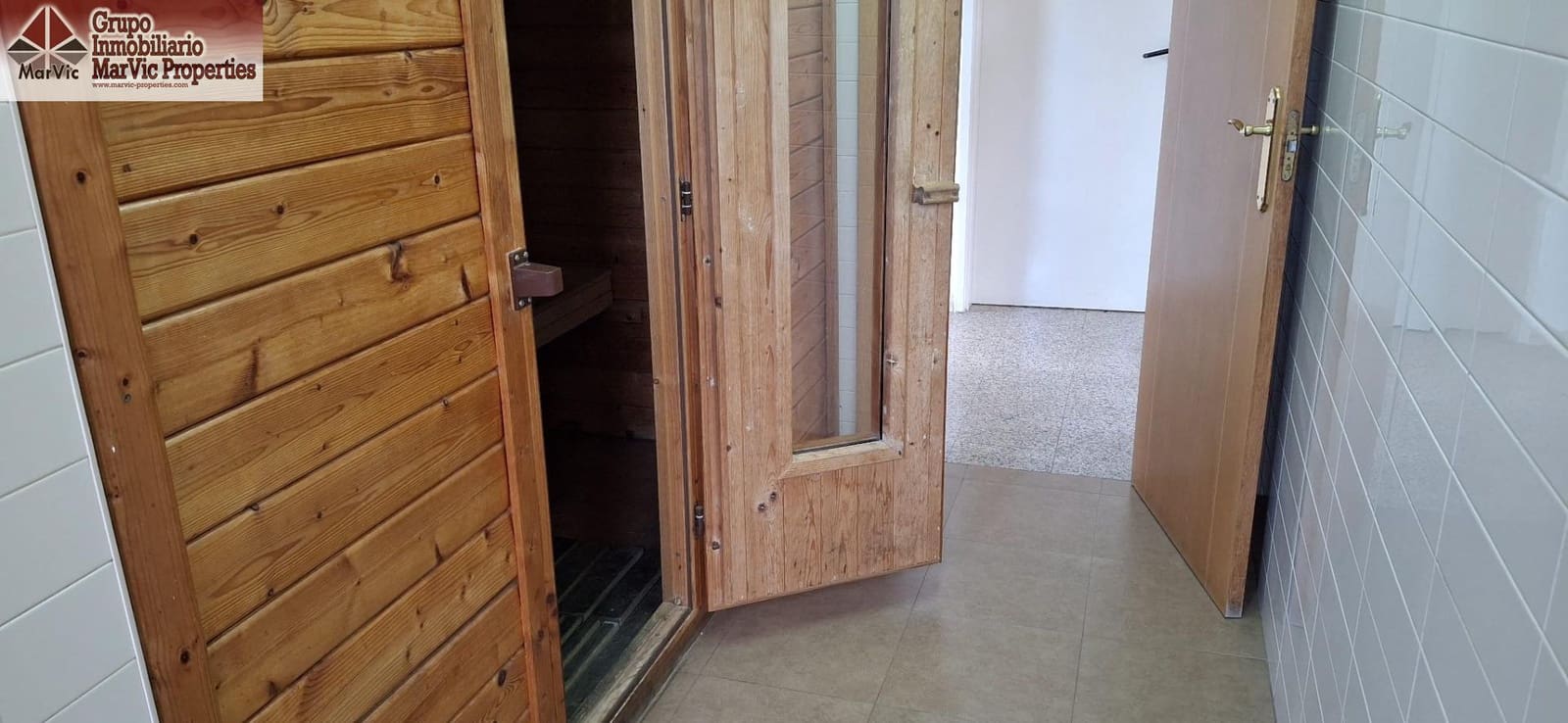 1 sypialnia Apartament na sprzedaż w Benidorm z basenem garażem - 251 895 € (Ref: 8683981)