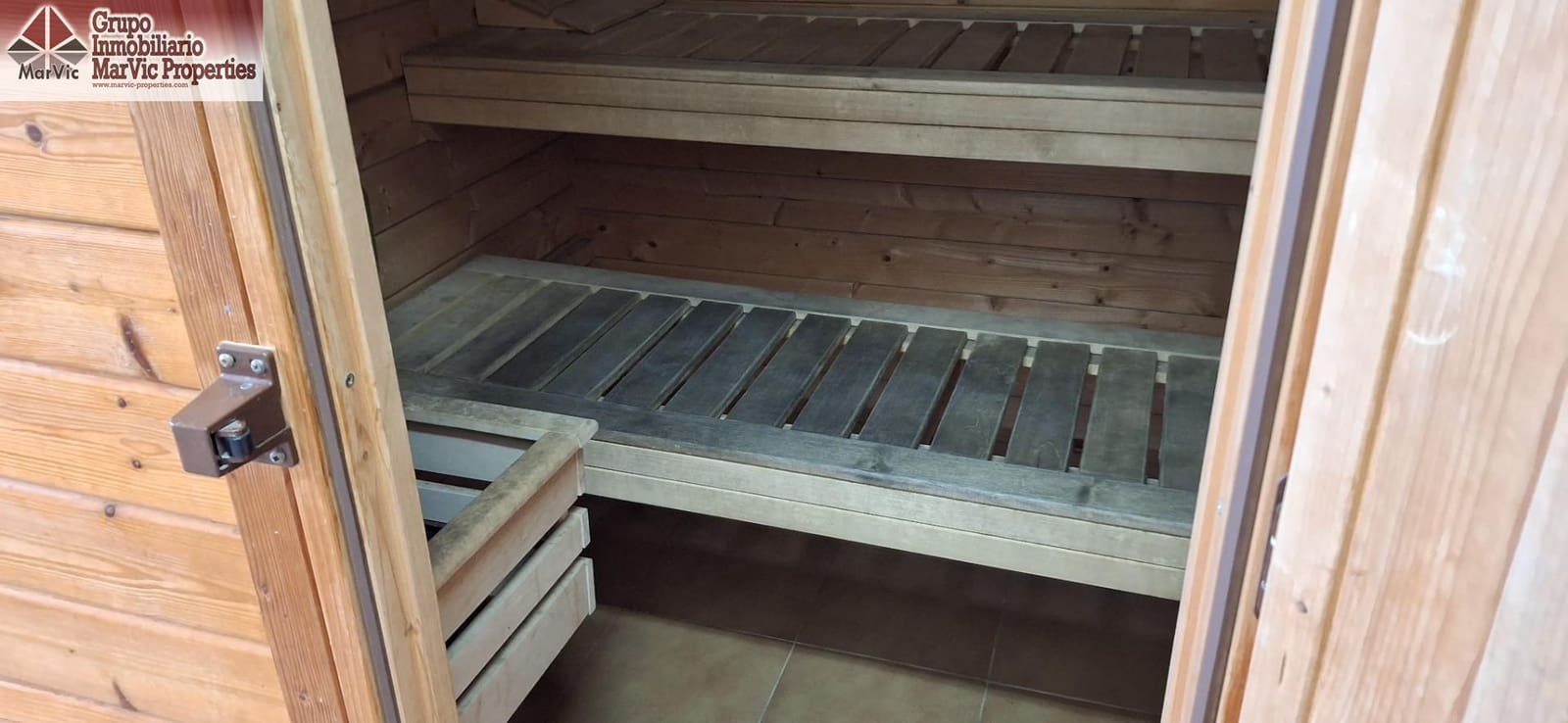 1 sypialnia Apartament na sprzedaż w Benidorm z basenem garażem - 251 895 € (Ref: 8683981)