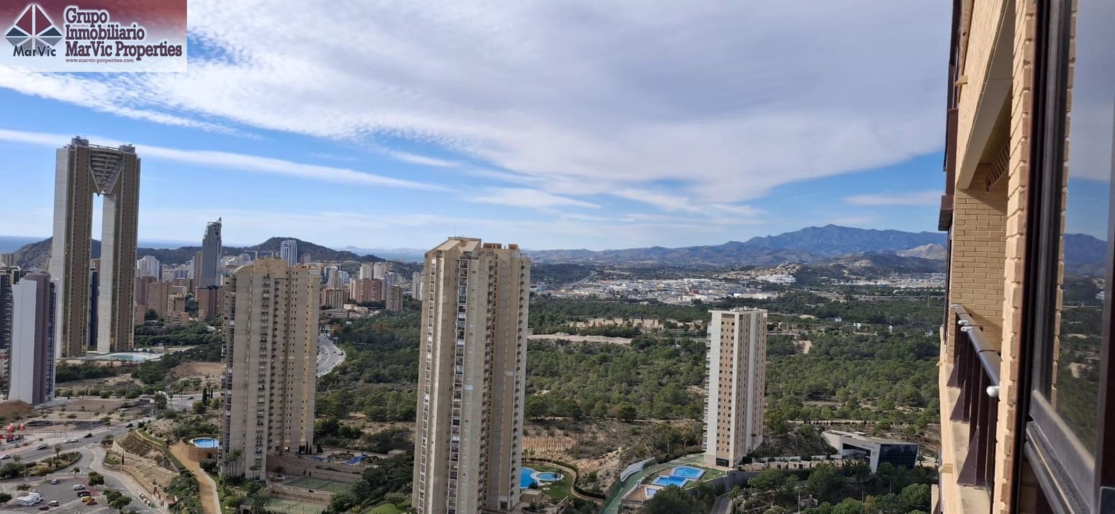 1 sypialnia Apartament na sprzedaż w Benidorm z basenem garażem - 251 895 € (Ref: 8683981)