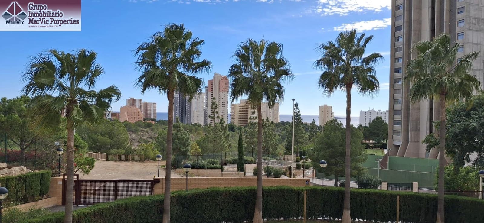 1 sypialnia Apartament na sprzedaż w Benidorm z basenem garażem - 251 895 € (Ref: 8683981)