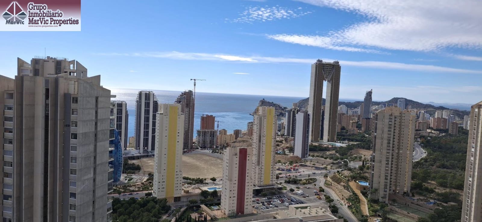 1 sypialnia Apartament na sprzedaż w Benidorm z basenem garażem - 251 895 € (Ref: 8683981)