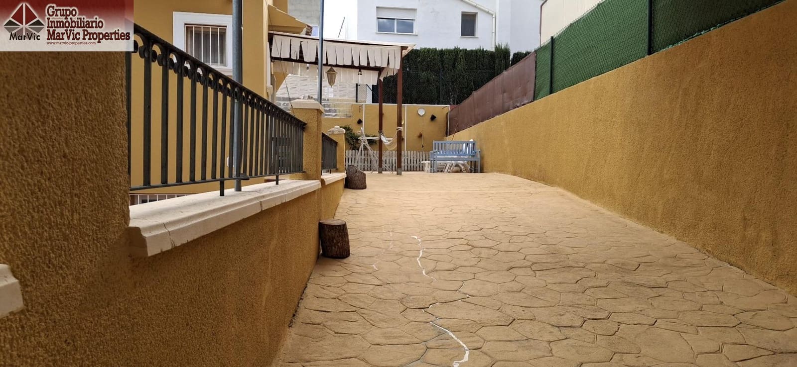 3 soverom Kjedet enebolig til salgs i Barranco Hondo med garasje - € 315 000 (Ref: 8687679)