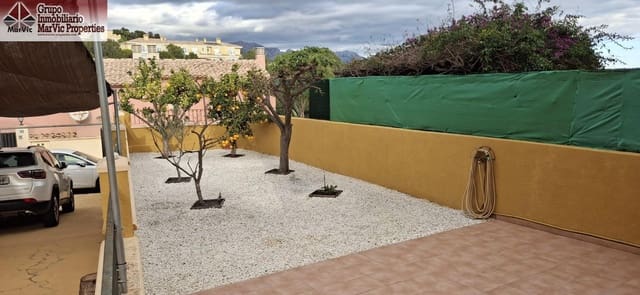 3 soverom Kjedet enebolig til salgs i Barranco Hondo, La Nucia med garasje - € 315 000 (Ref: 8687679)