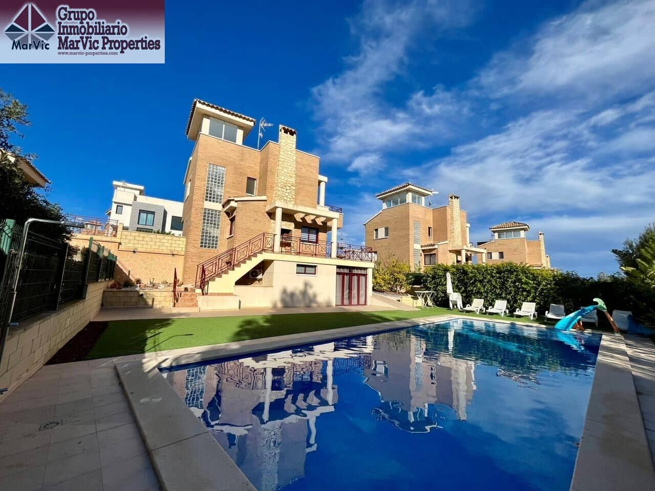 4 camera da letto Villa in vendita in La Nucia con piscina garage - 580.000 € (Rif: 8687680)