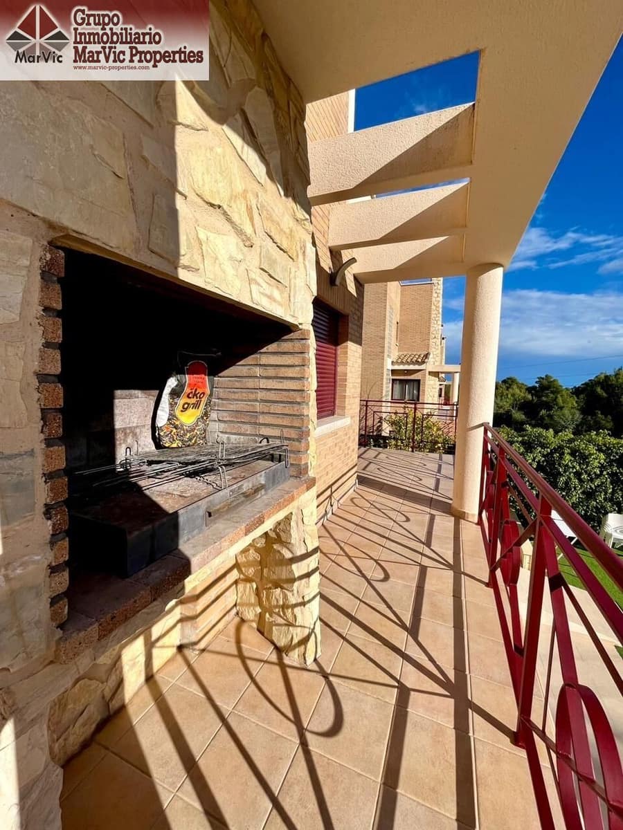 4 camera da letto Villa in vendita in La Nucia con piscina garage - 580.000 € (Rif: 8687680)