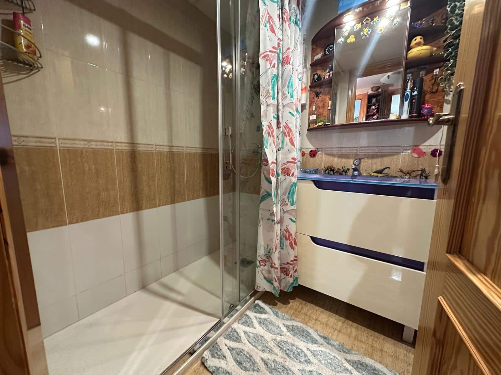 1 soveværelse Lejlighed til salg i Benidorm med swimmingpool - € 229.950 (Ref: 8687685)