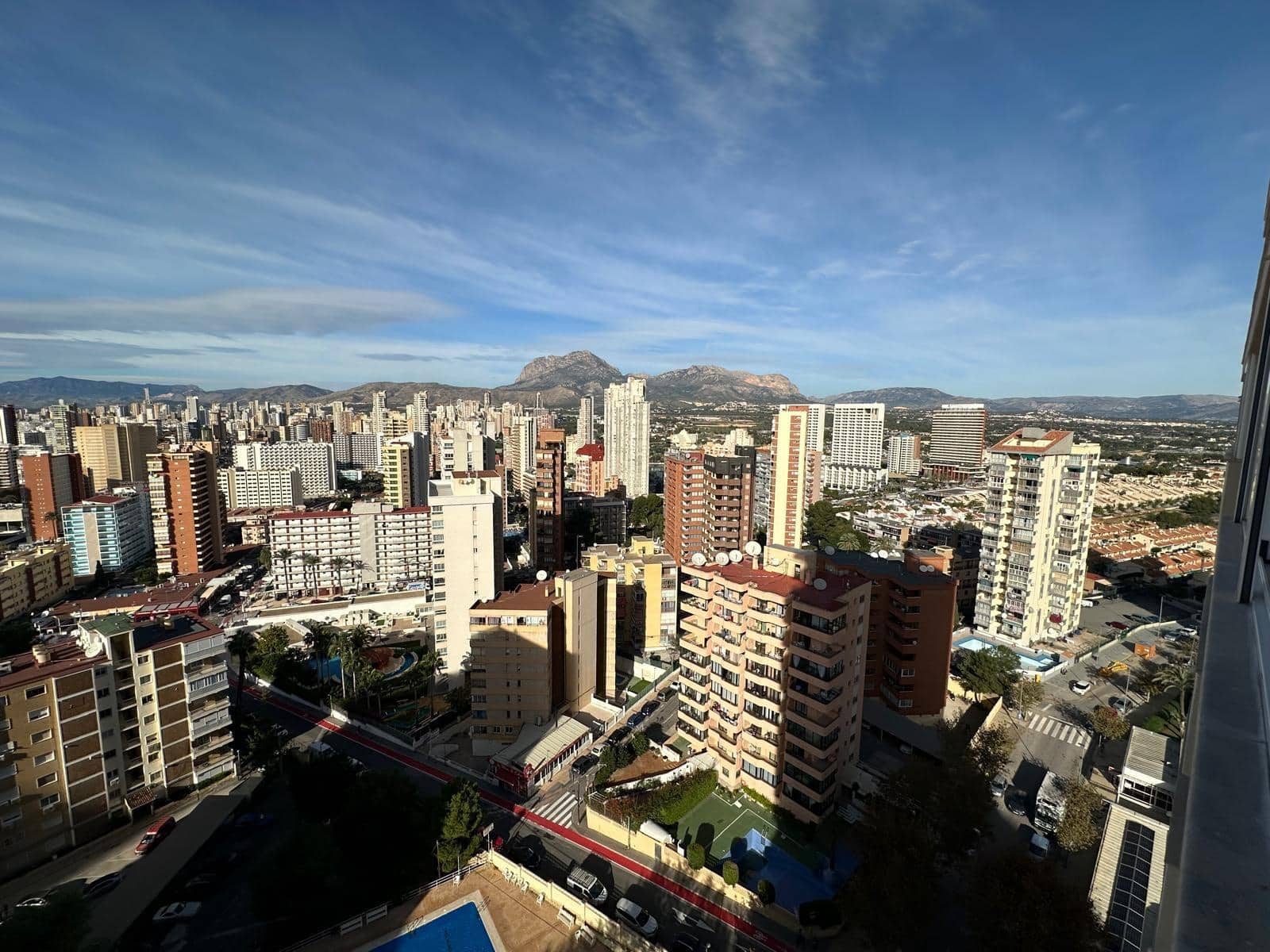 1 soveværelse Lejlighed til salg i Benidorm med swimmingpool - € 229.950 (Ref: 8687685)