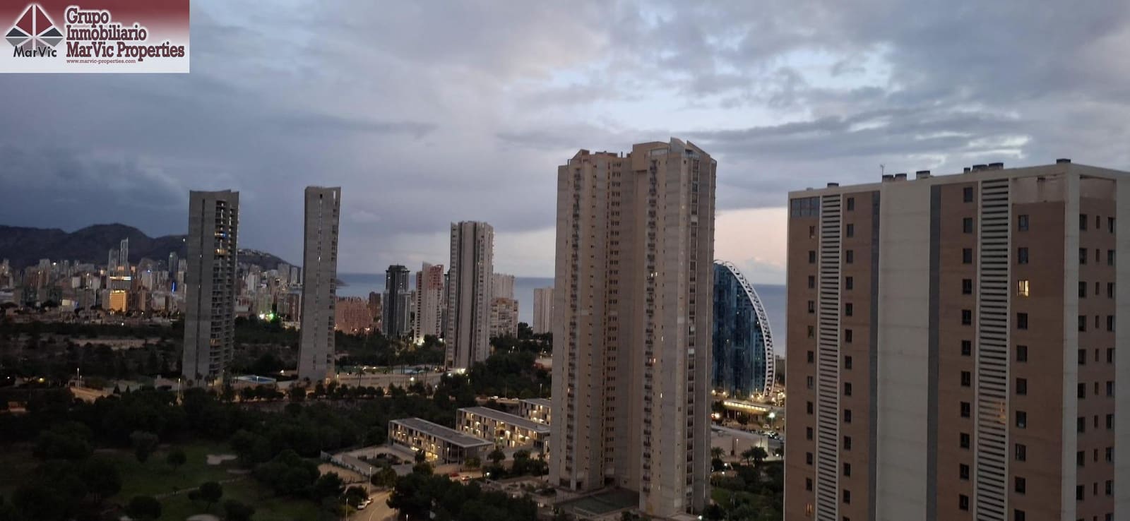 2 soveværelse Lejlighed til salg i Benidorm med swimmingpool garage - € 504.000 (Ref: 8689285)