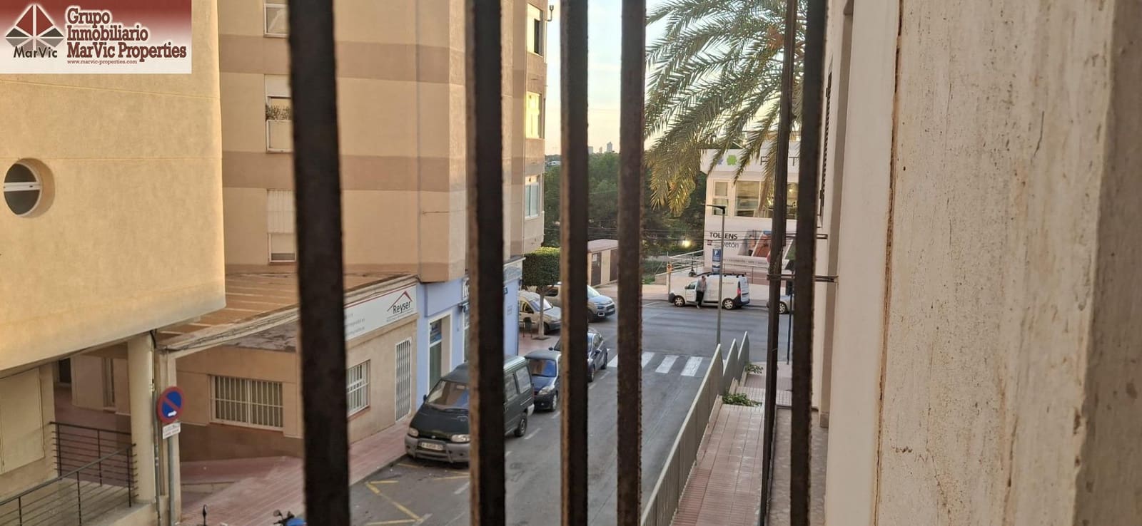 4 sypialnia Dom na sprzedaż w Alfaz del Pi / L'Alfas del Pi z garażem - 225 000 € (Ref: 8692594)