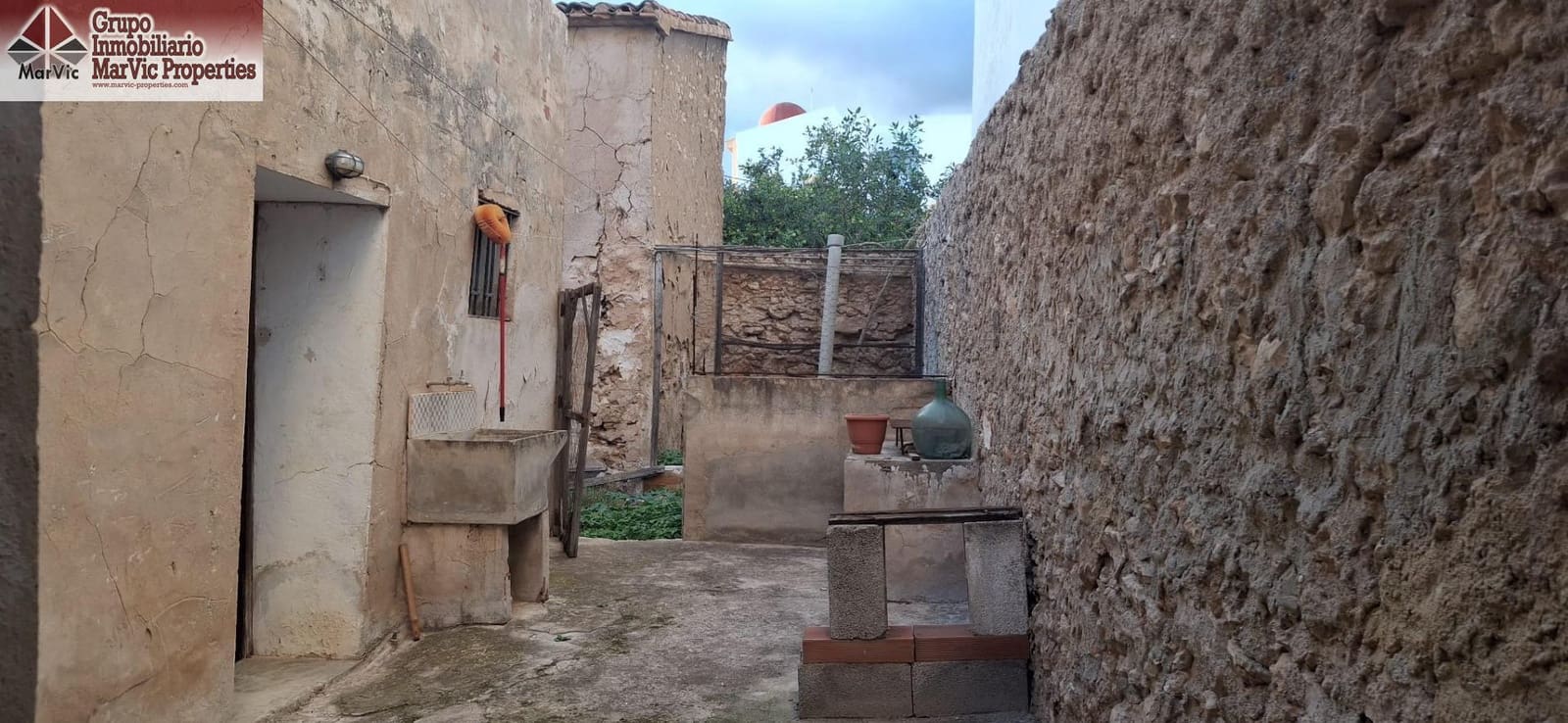 4 sypialnia Dom na sprzedaż w Alfaz del Pi / L'Alfas del Pi z garażem - 225 000 € (Ref: 8692594)