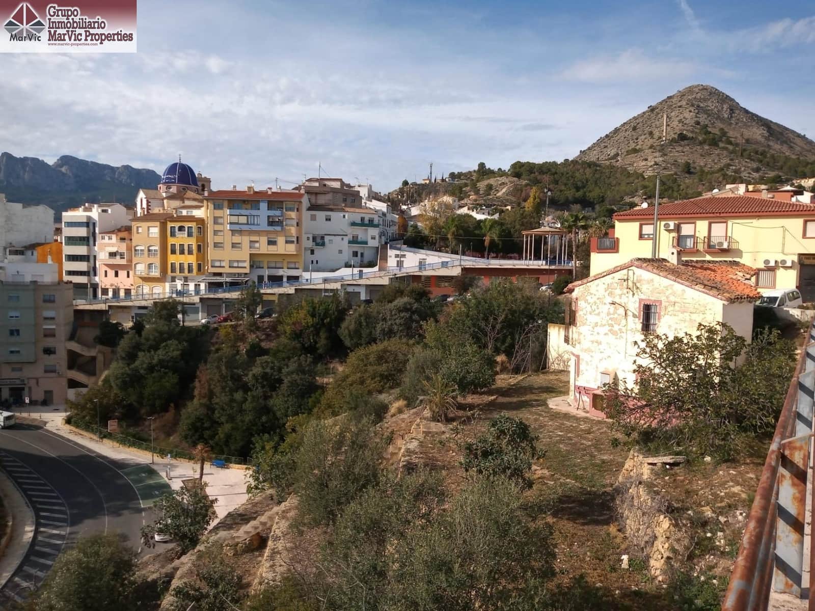 3 soveværelse Finca/Landehus til salg i Callosa d'En Sarria - € 136.500 (Ref: 8698296)