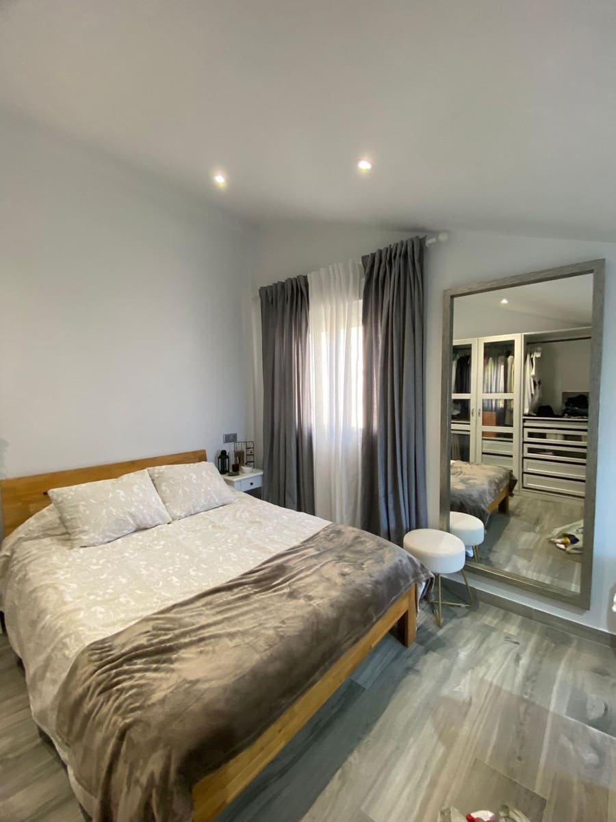 3 soveværelse Penthouse til salg i Benidorm - € 399.000 (Ref: 8698299)