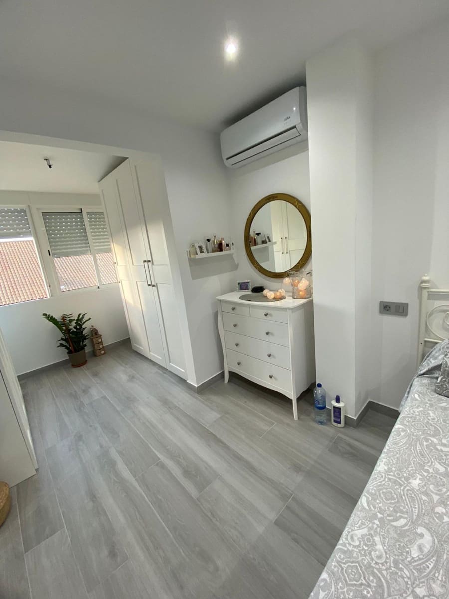 3 soveværelse Penthouse til salg i Benidorm - € 399.000 (Ref: 8698299)