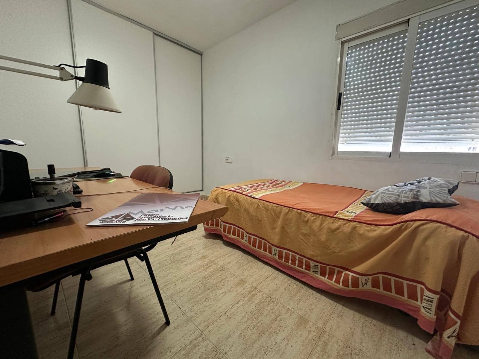 Chalet de 4 habitaciones en La Nucia en venta con garaje - 360.000 € (Ref: 8698306)