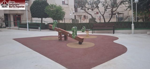 Piso de 3 habitaciones en La Villajoyosa / Vila Joiosa en venta con piscina garaje - 241.500 € (Ref: 8702706)