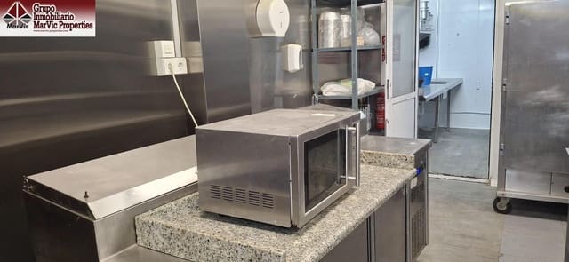 Erhverv til leje i Colonia Madrid, Benidorm - € 800 (Ref: 8709343)