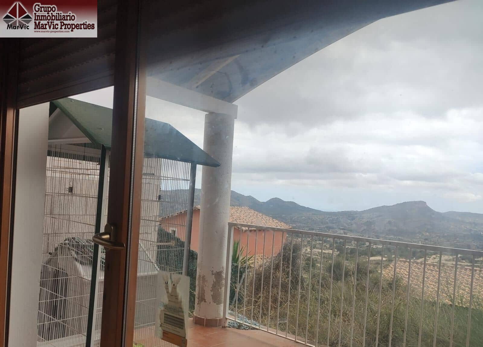 2 sovrum Radhus till salu i Relleu - 122 000 € (Ref: 8722043)