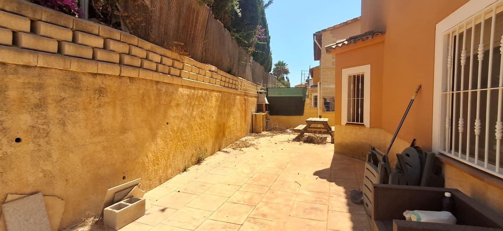 2 bedroom Villa for sale in Relleu with pool garage - € 195,000 (Ref: 8735481)