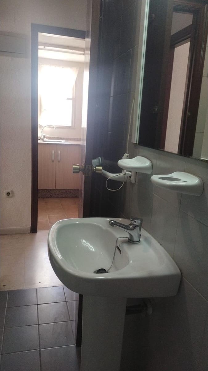 1 soverom Leilighet til salgs i Benidorm med svømmebasseng - € 198 500 (Ref: 8738037)