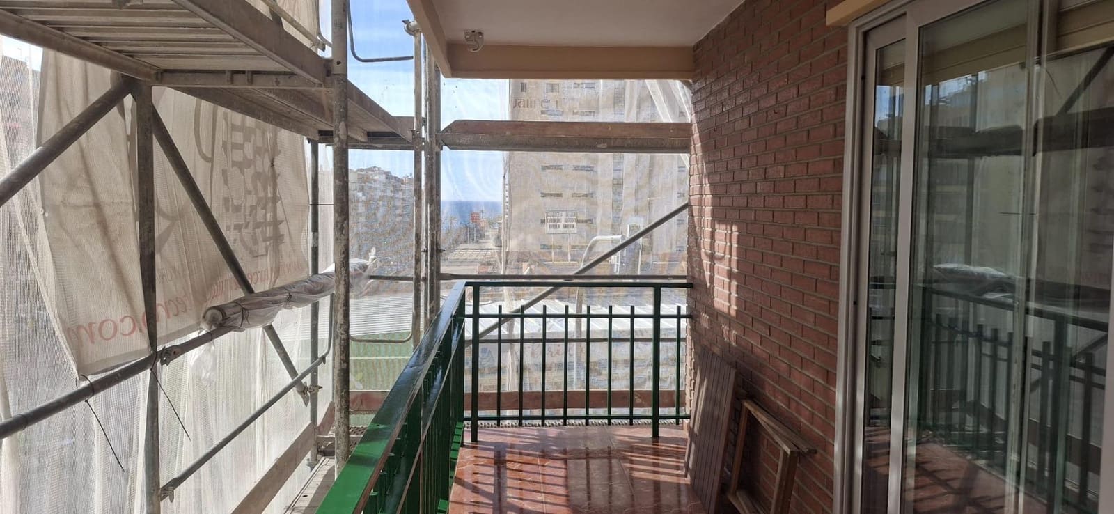 Piso de 3 habitaciones en Benidorm en venta con garaje - 315.000 € (Ref: 8755751)